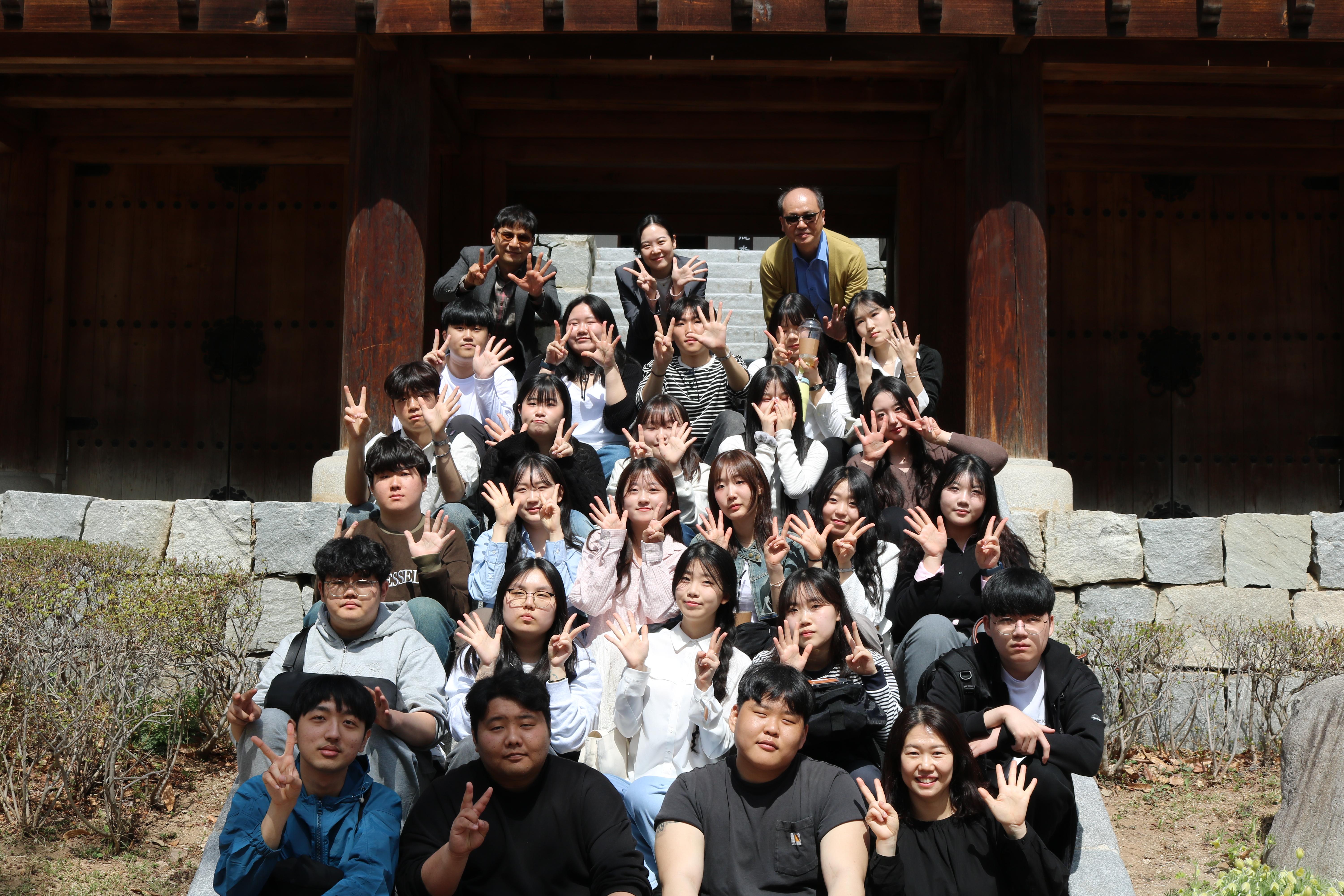 20250327_신입생촬영_02.jpg 첨부 이미지